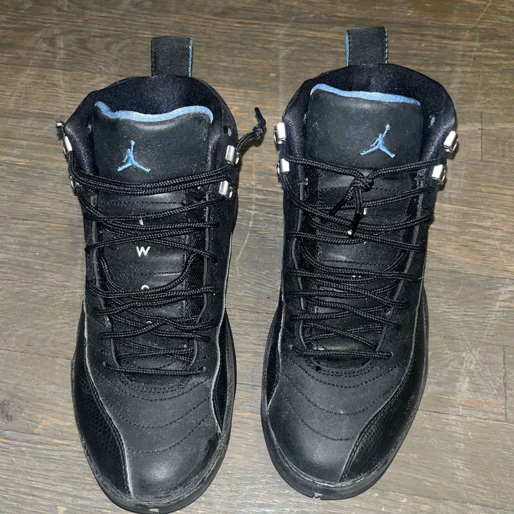 Jordan 12 size 8